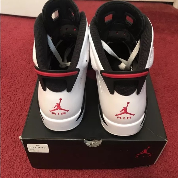 Carmine 6s - Picture 2 of 7